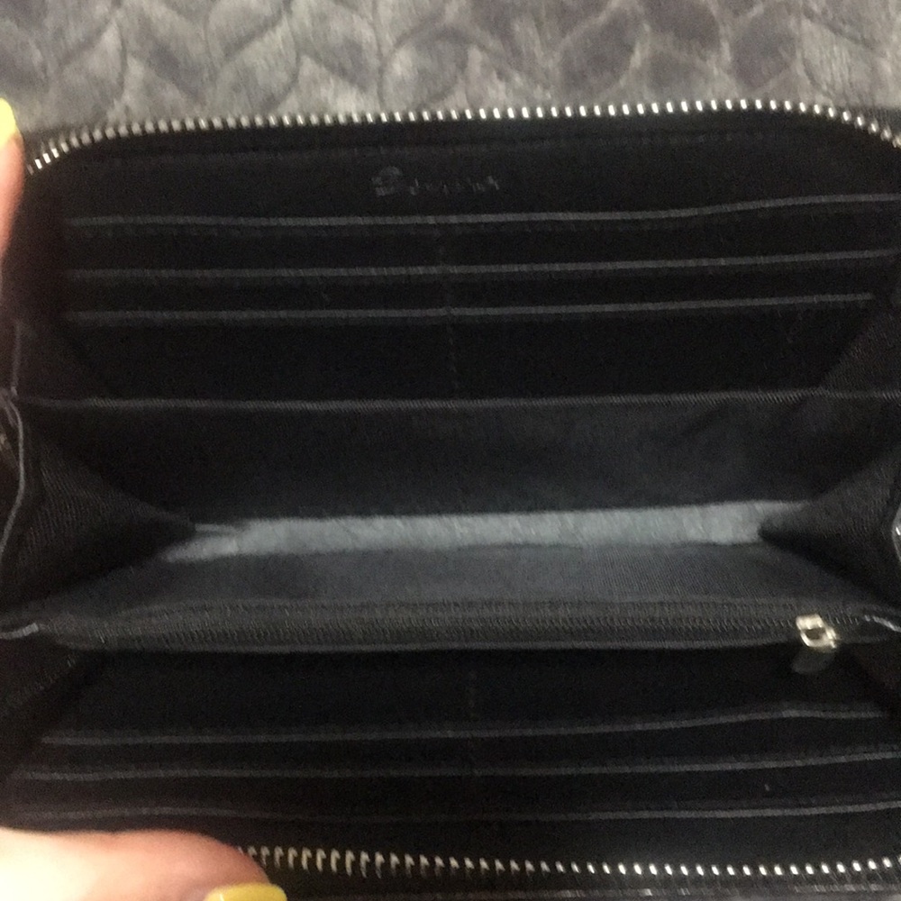 Wallet - Picture 3 of 4